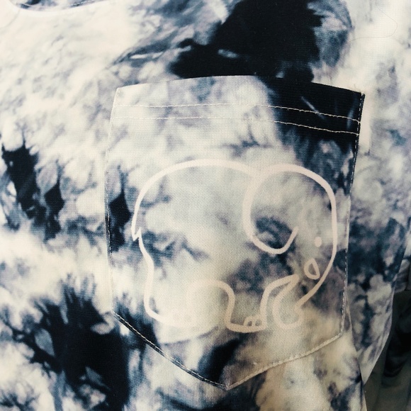 Blue Pullover Medium - Picture 2 of 7